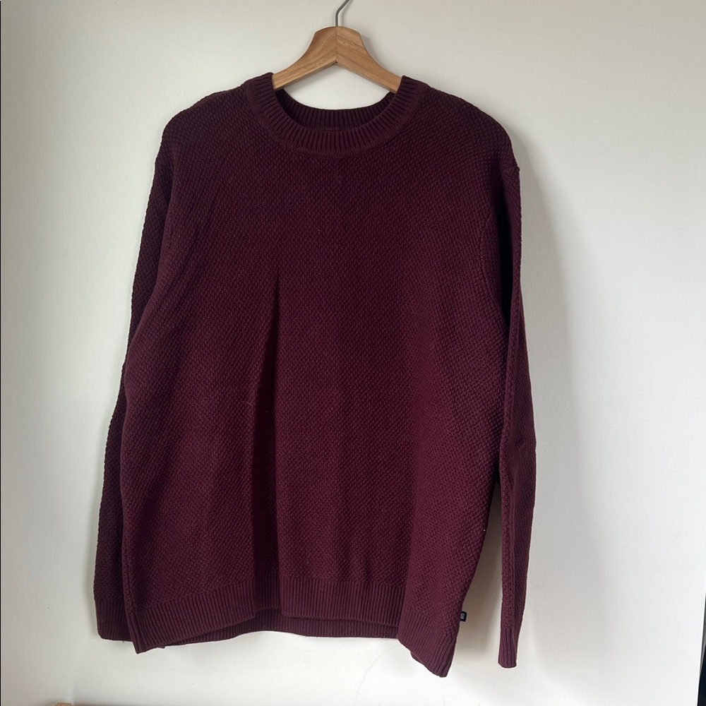 GAP Men's Crewneck Sweater in Maroon